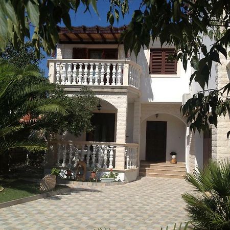 Apartmani Kraljevic Vodice Exteriör bild