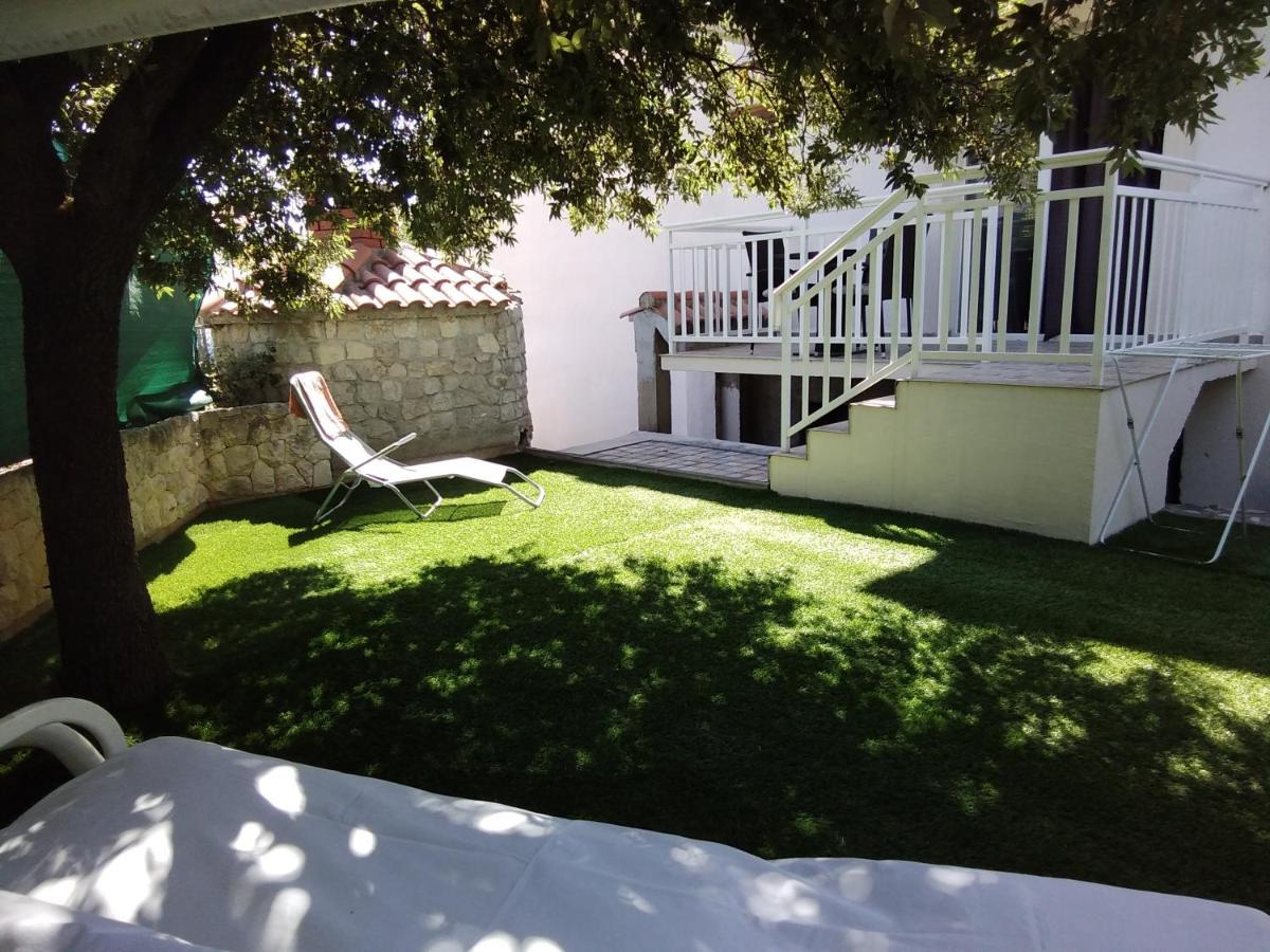 Apartmani Kraljevic Vodice Exteriör bild