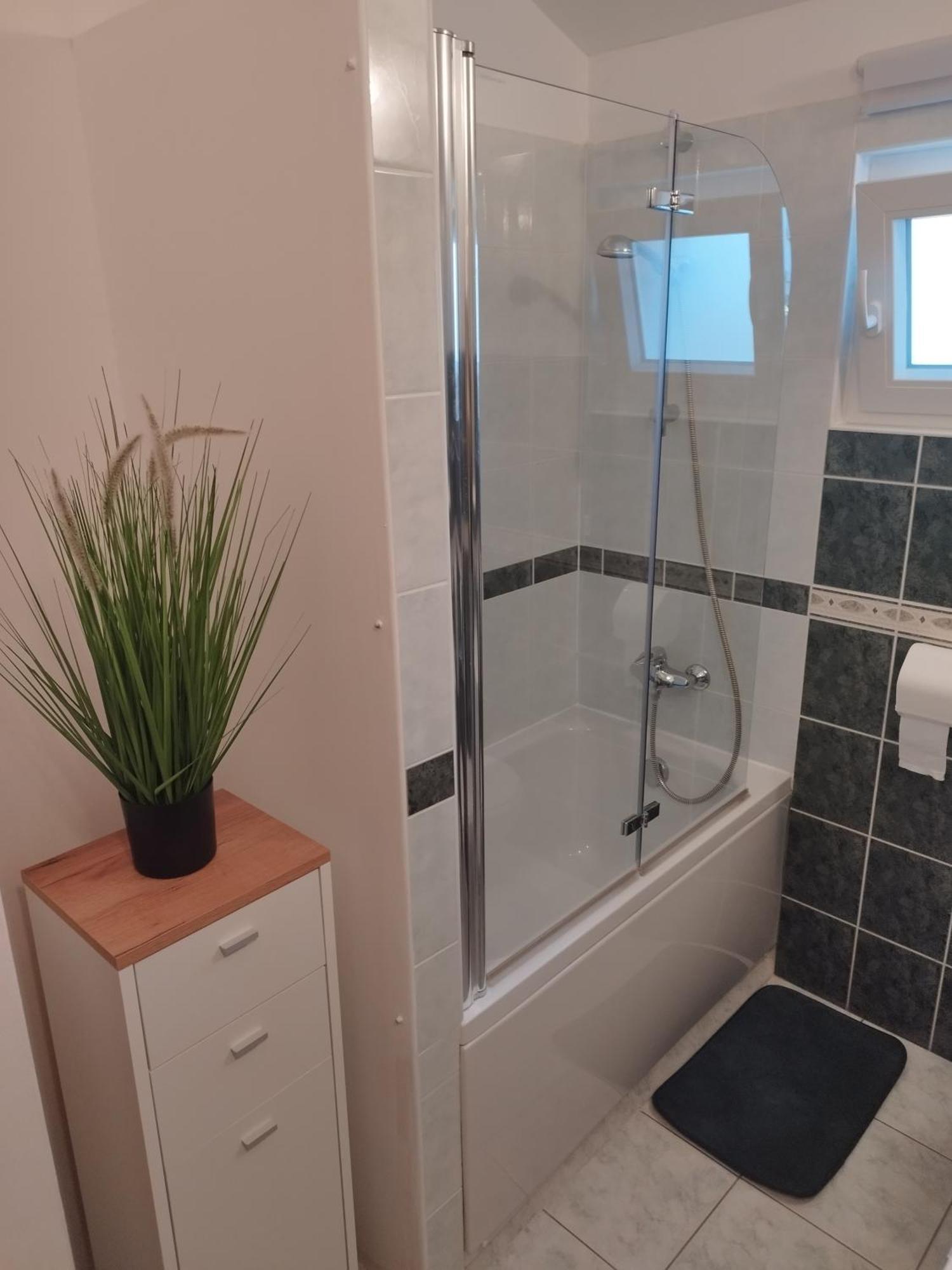 Apartmani Kraljevic Vodice Exteriör bild