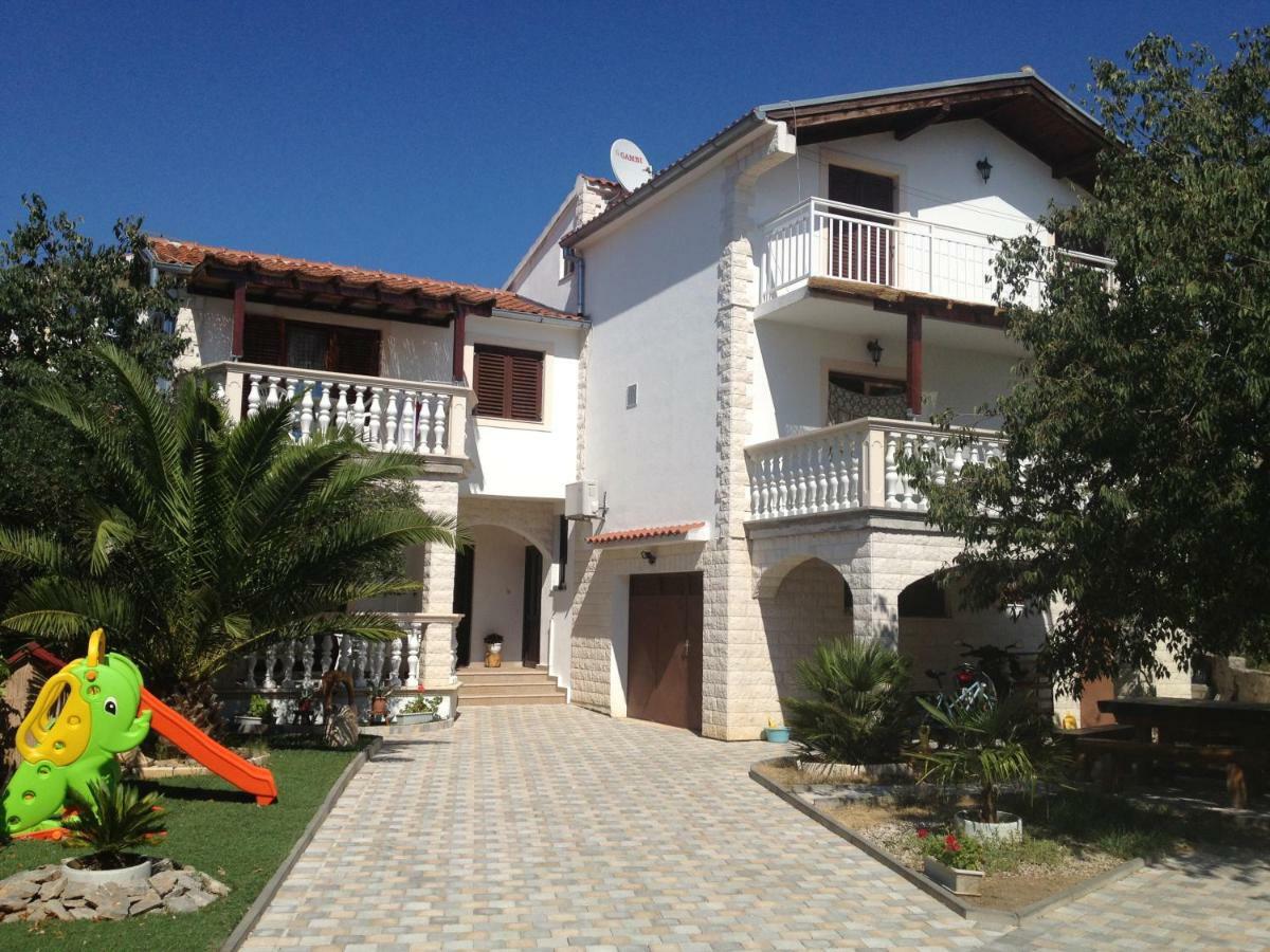 Apartmani Kraljevic Vodice Exteriör bild
