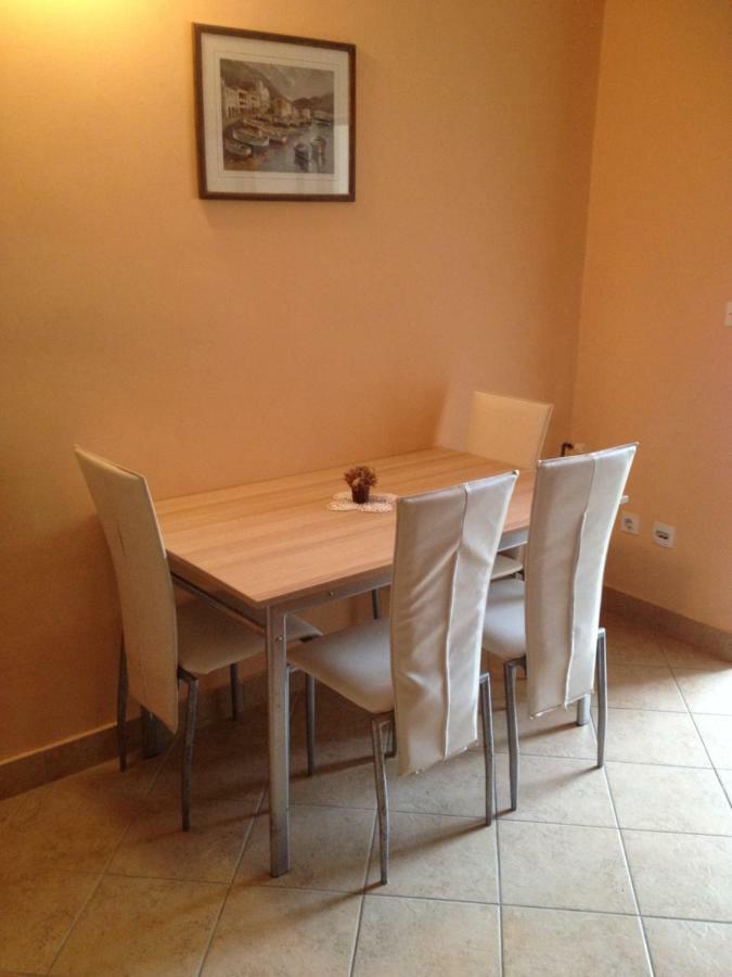 Apartmani Kraljevic Vodice Exteriör bild