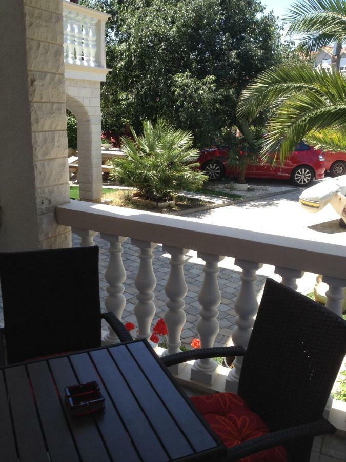 Apartmani Kraljevic Vodice Exteriör bild