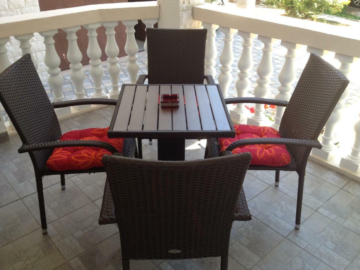 Apartmani Kraljevic Vodice Exteriör bild