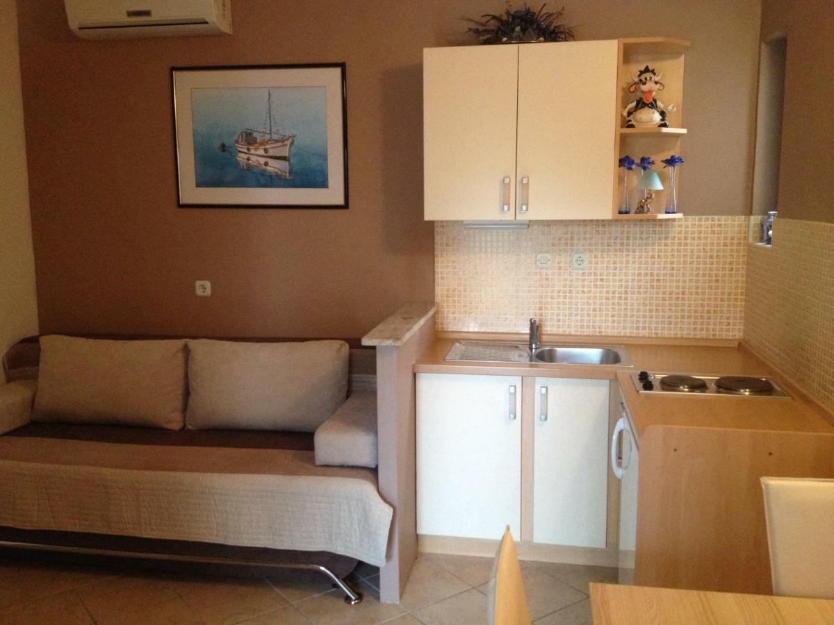 Apartmani Kraljevic Vodice Exteriör bild
